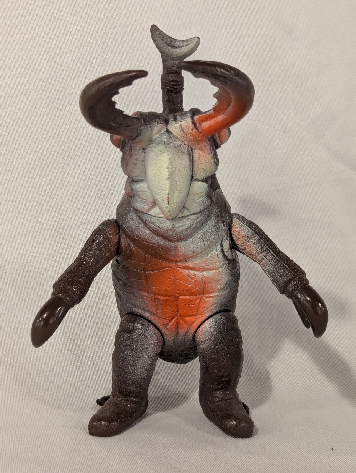 ポピー キングザウルス ノコギリン