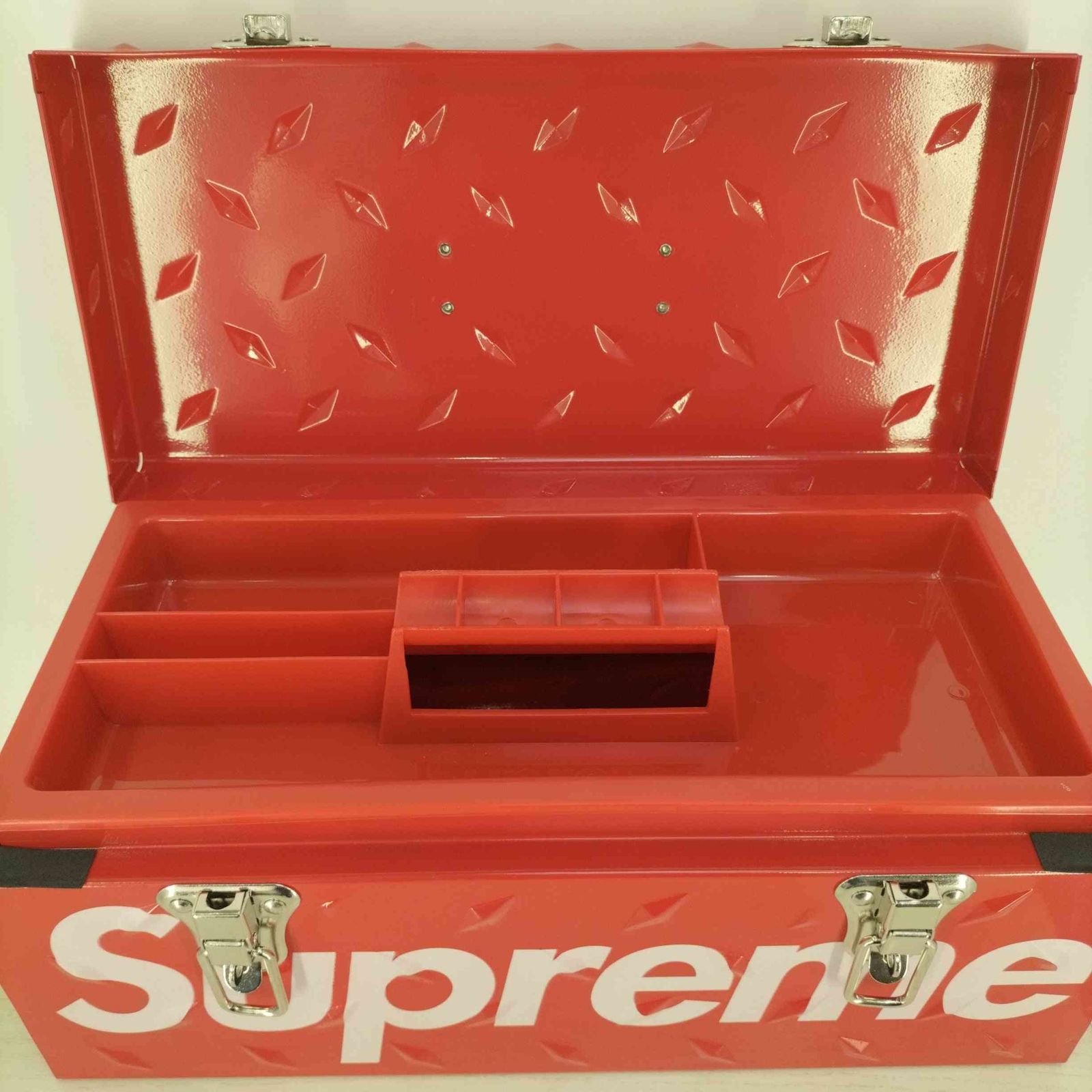 シュプリーム Supreme Diamond Plate Tool Box ダイヤモンドプレート ツールボックス 工具箱 メンズ 表記無 - メルカリ