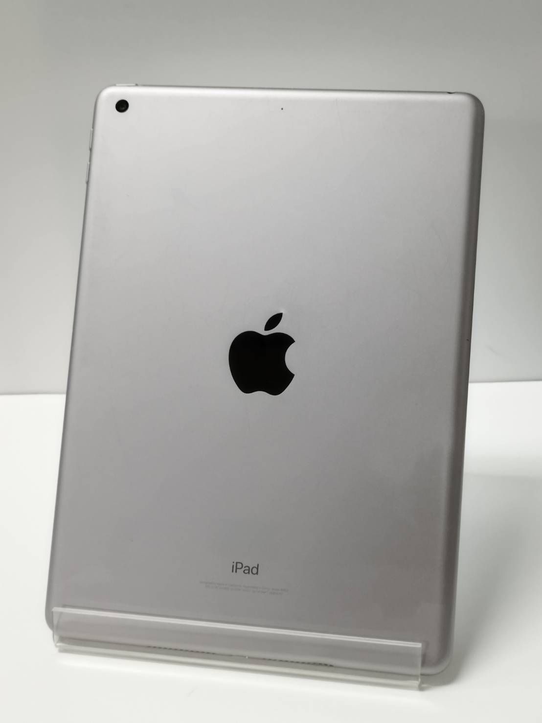 お買い得品 【Wi-Fiモデル】iPad 第5世代/A1822/128GB〈MP2H2J/A〉