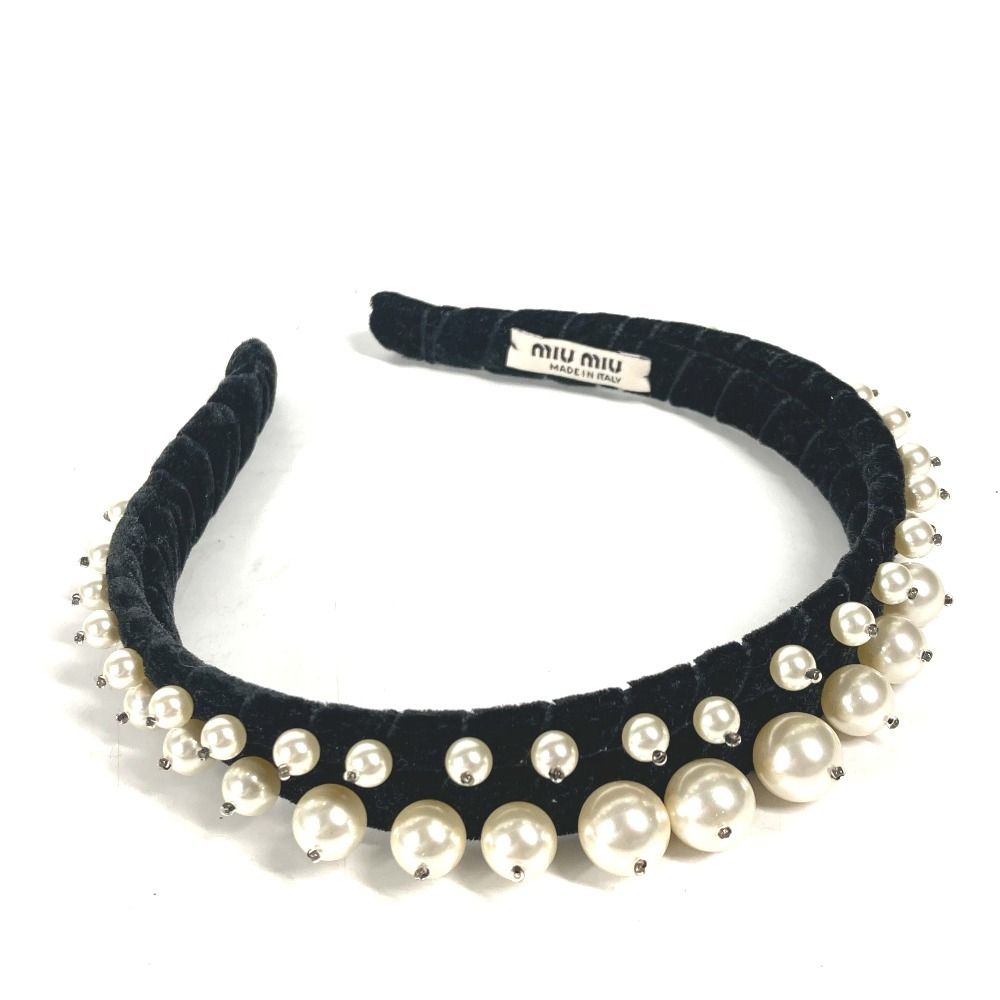 miu miu ヘアバンド　カチューシャ　 黒/白 編み物 miu miu ヘアバンド カチューシャ 黒/白 編み物 miu miu ヘアバンド