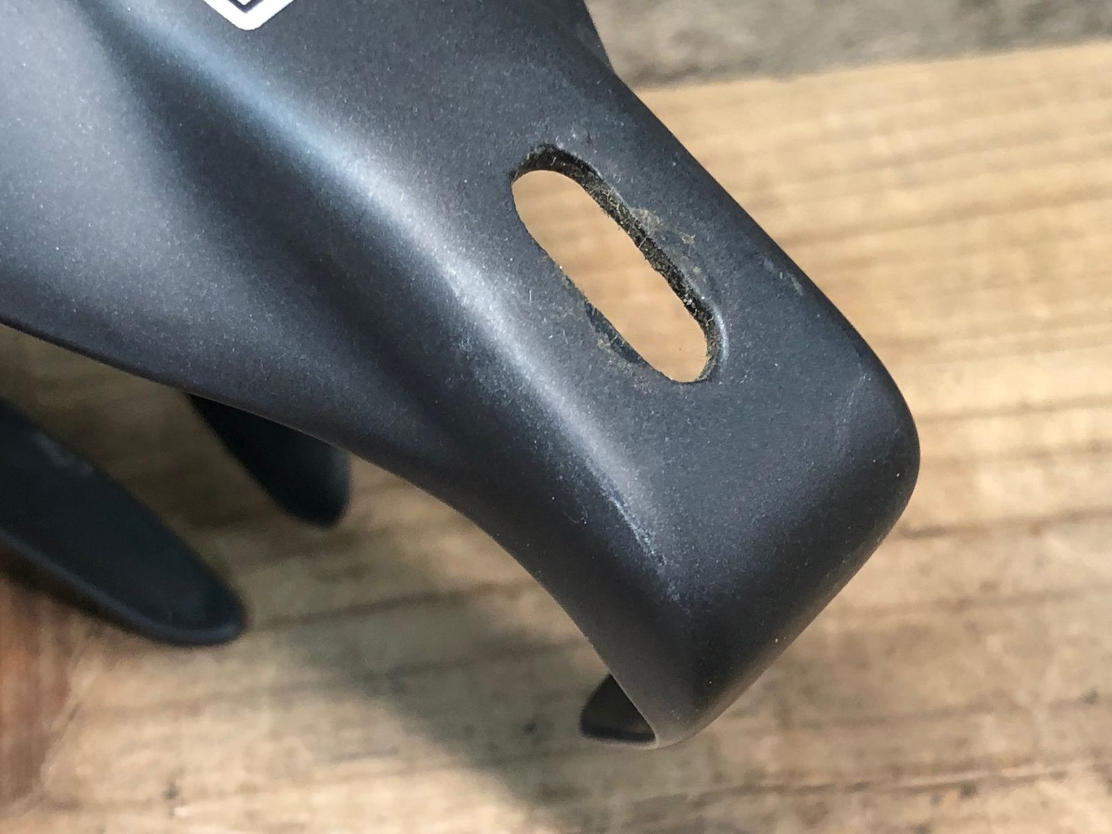 ボトルケージ55個 メーカーいろいろ カーボン製5、6個あり - メルカリ