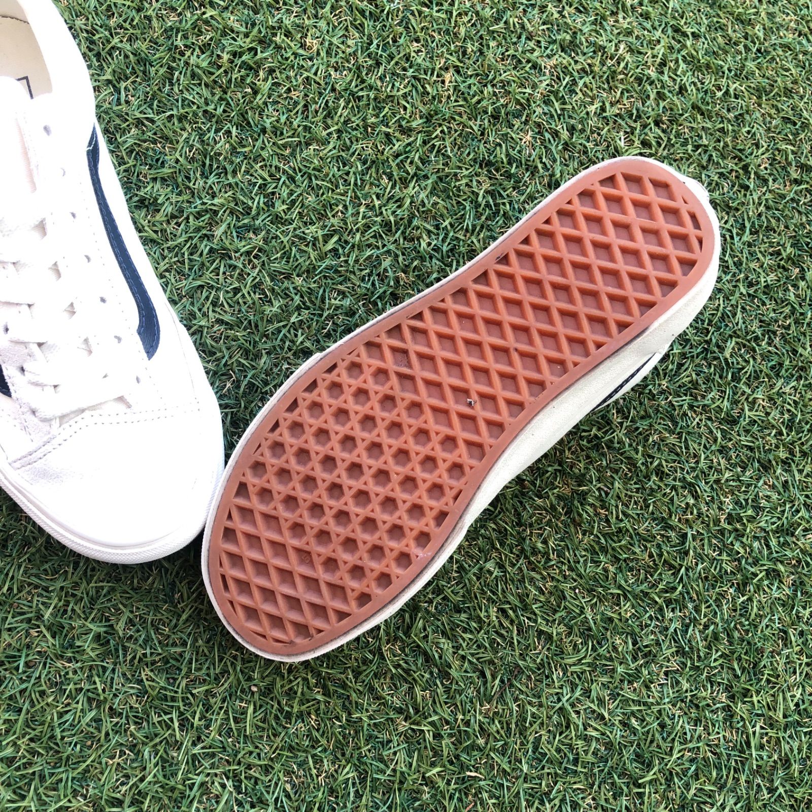 美品22.5US企画！VANS STYLE 36ヴァンズ HT845 美品22.5US企画！VANS STYLE 36ヴァンズ HT845 - メルカリ