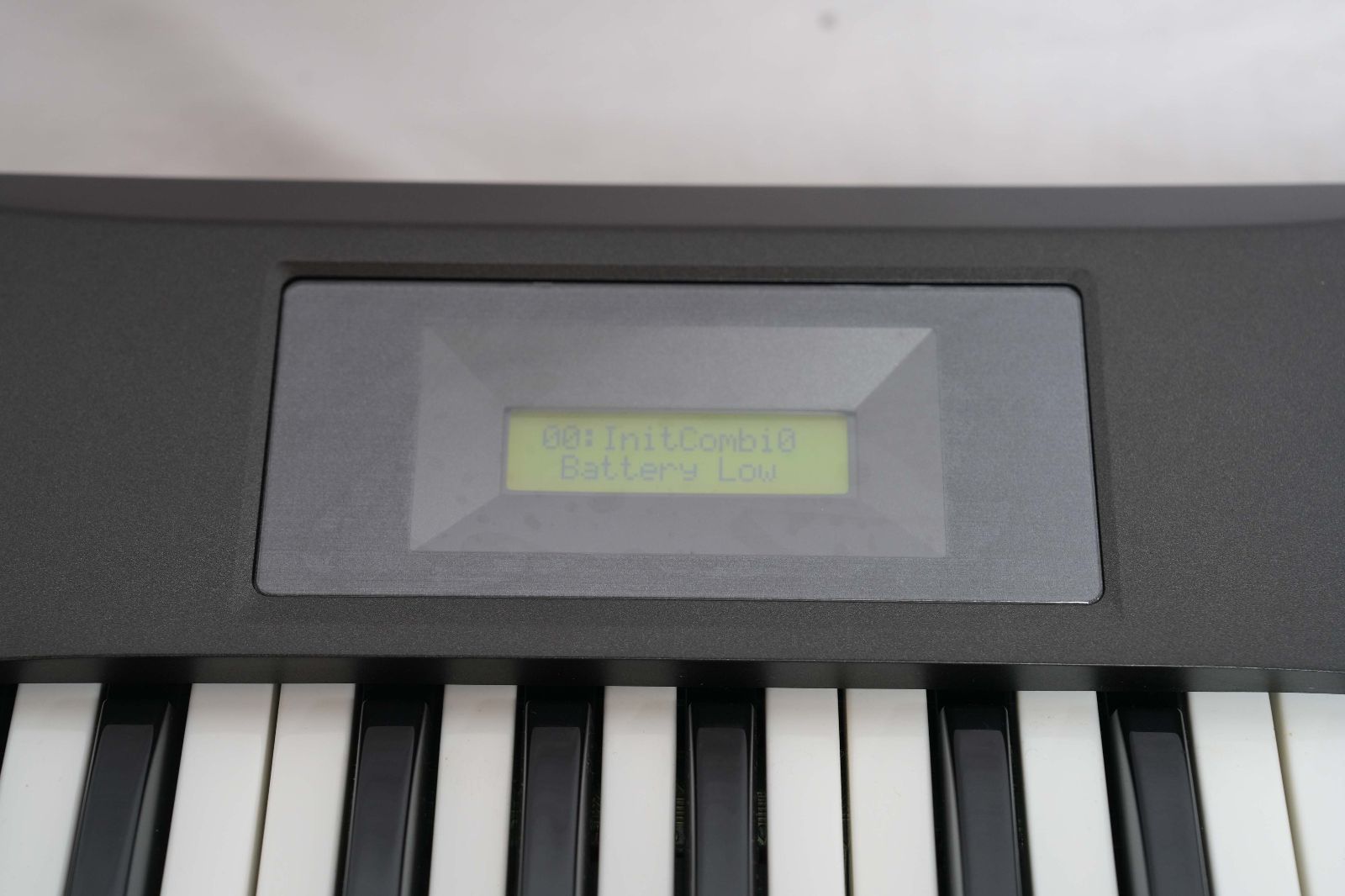 ヤマハ YAMAHA 電子キーボード PSR-E353 2016年製 中国製 平易