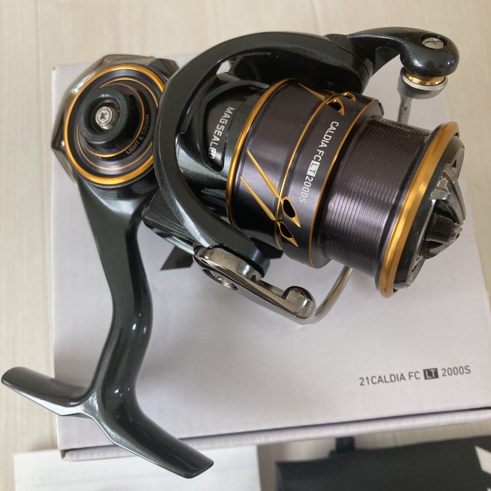 お買得！】 新品、未使用 ダイワ(DAIWA) 21 カルディア FC LT2000S