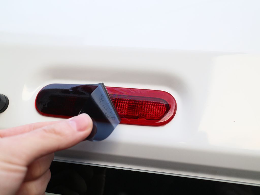 Tint+カット済み エブリイ バン DA17V テールランプ スモークフィルム(Type4：ハイマウントストップランプ用との3点セット)