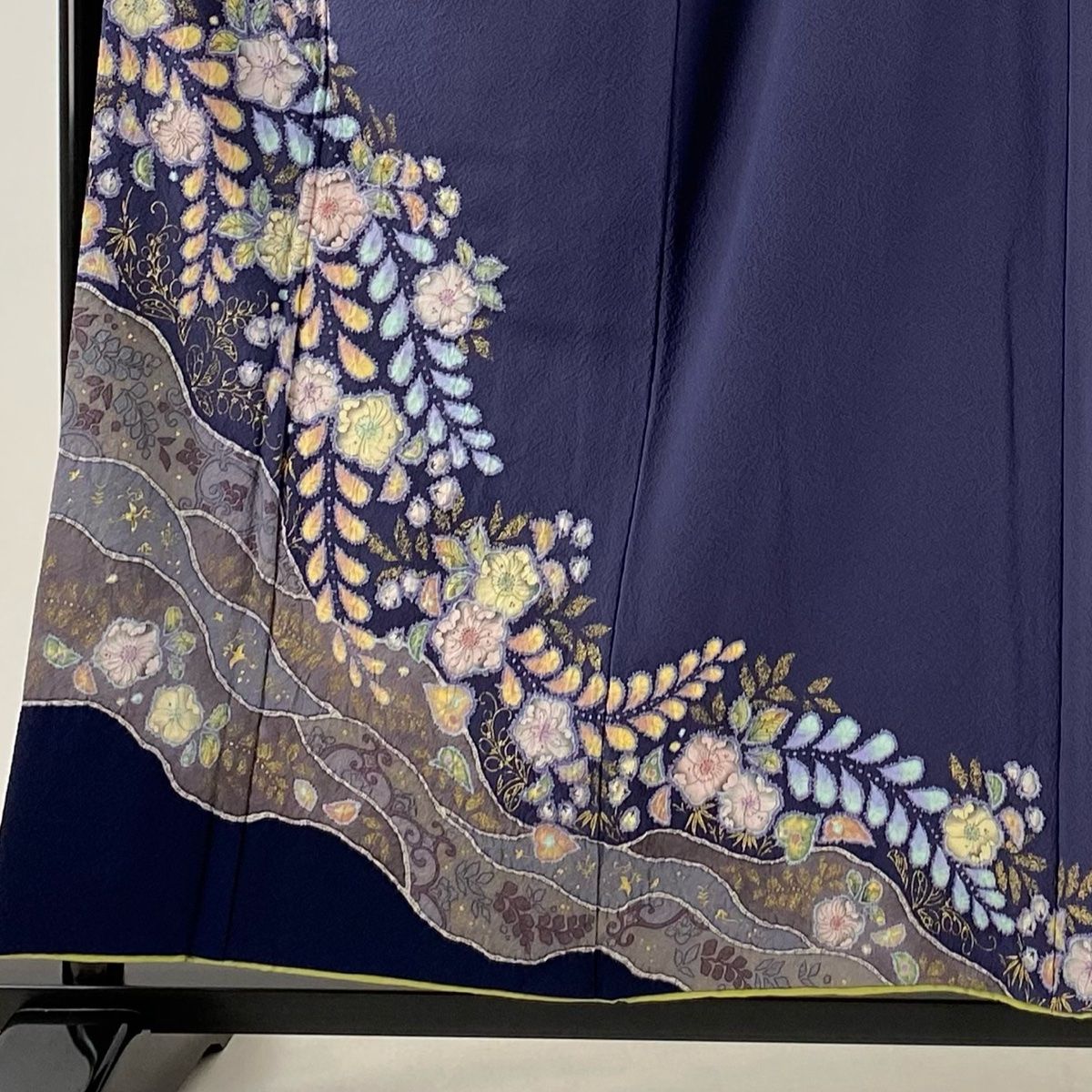 紬 身丈164cm 裄丈68.5cm L 袷 草花 亀甲 深緑 正絹 美品 優品 【