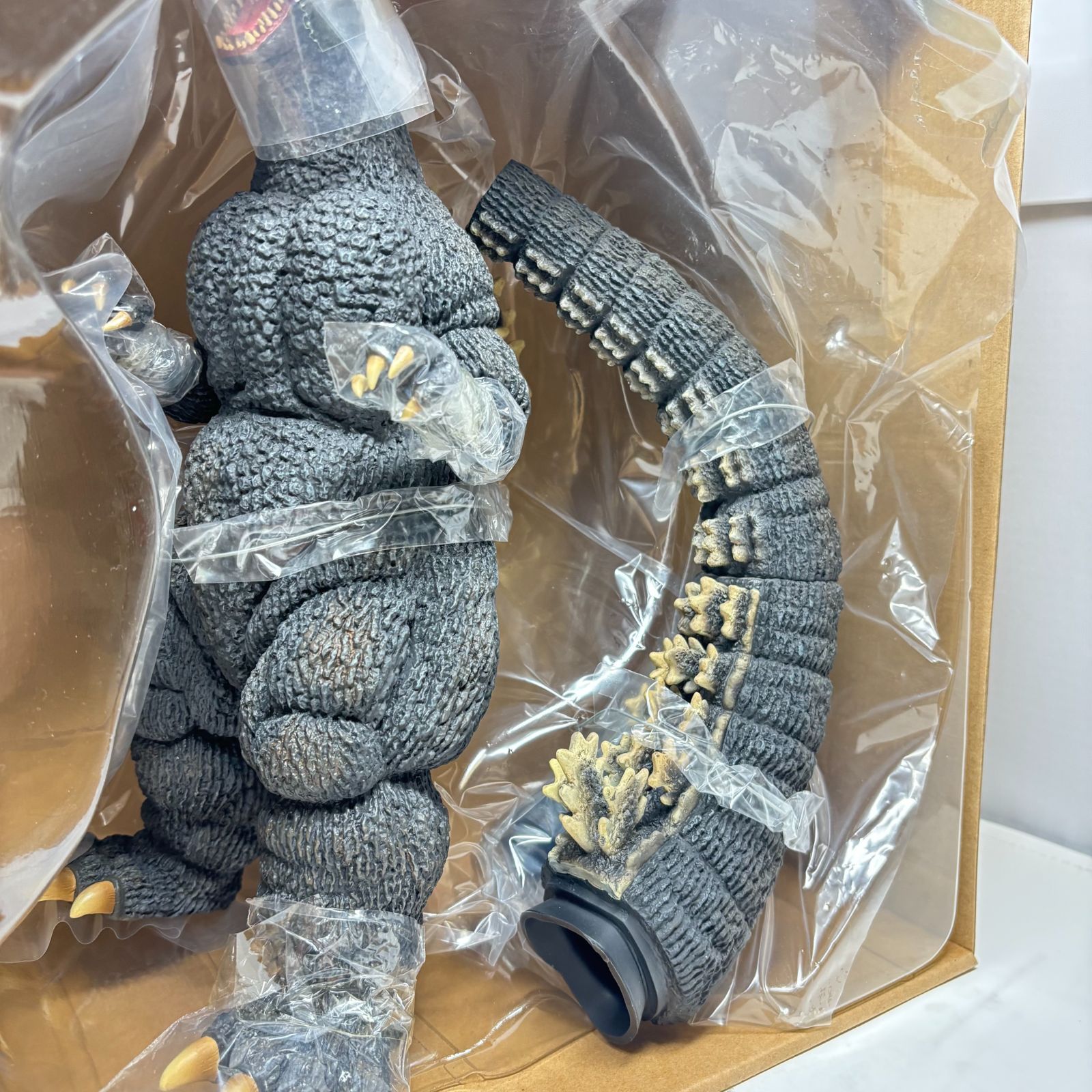 限定版 ゴジラ vs ビオランテ ビオランテ※開封品 ゴジラvsビオランテ』ビオランテがトレーディングフィギュア「激