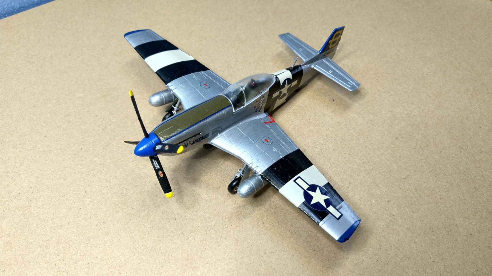ハセガワ1/72 P51Dムスタングアメリカ陸軍戦闘機の完成品
