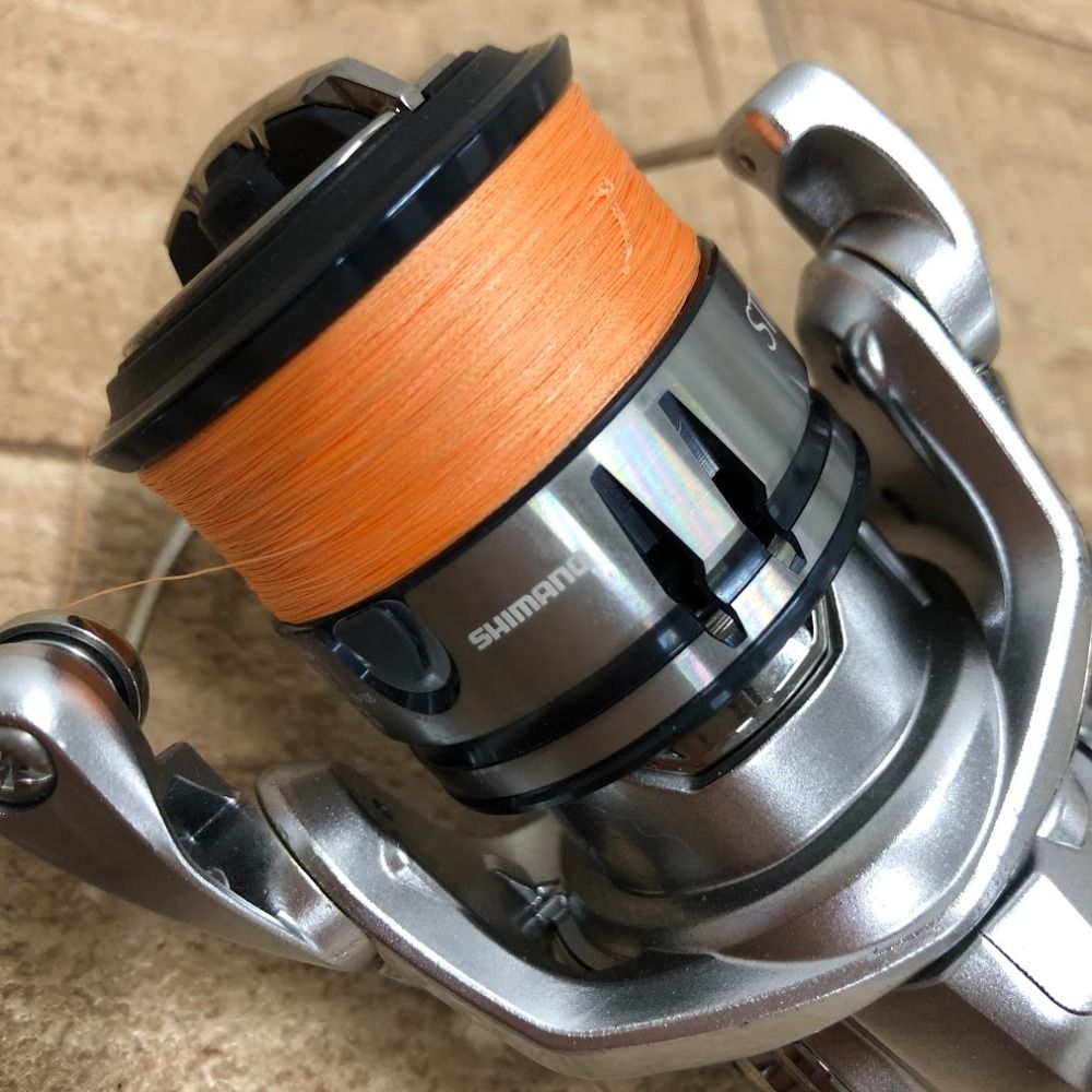 08w12378 シマノ SHIMANO ストラディック C2000S-L リール 釣具