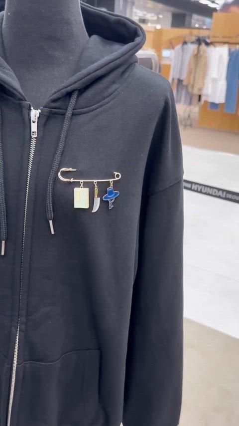 暴君のシェフ ポップアップ ー パーカー ジップアップ +トレカ - メルカリ