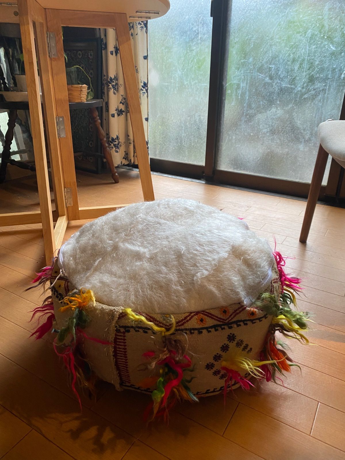 シイルトバッタニイェとセネキリム レイハンルジジムを使ったゴージャスなプフ