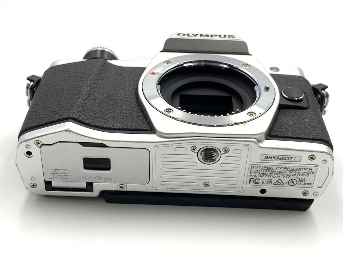  並品 オリンパス OM D E M 10 MarkII ボディ シルバー ミラーレス一眼 デジタルカメラ
