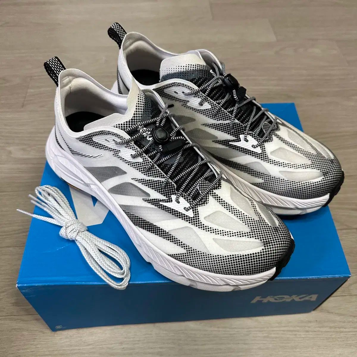 HOKA ONE ONE マファテ スピード4