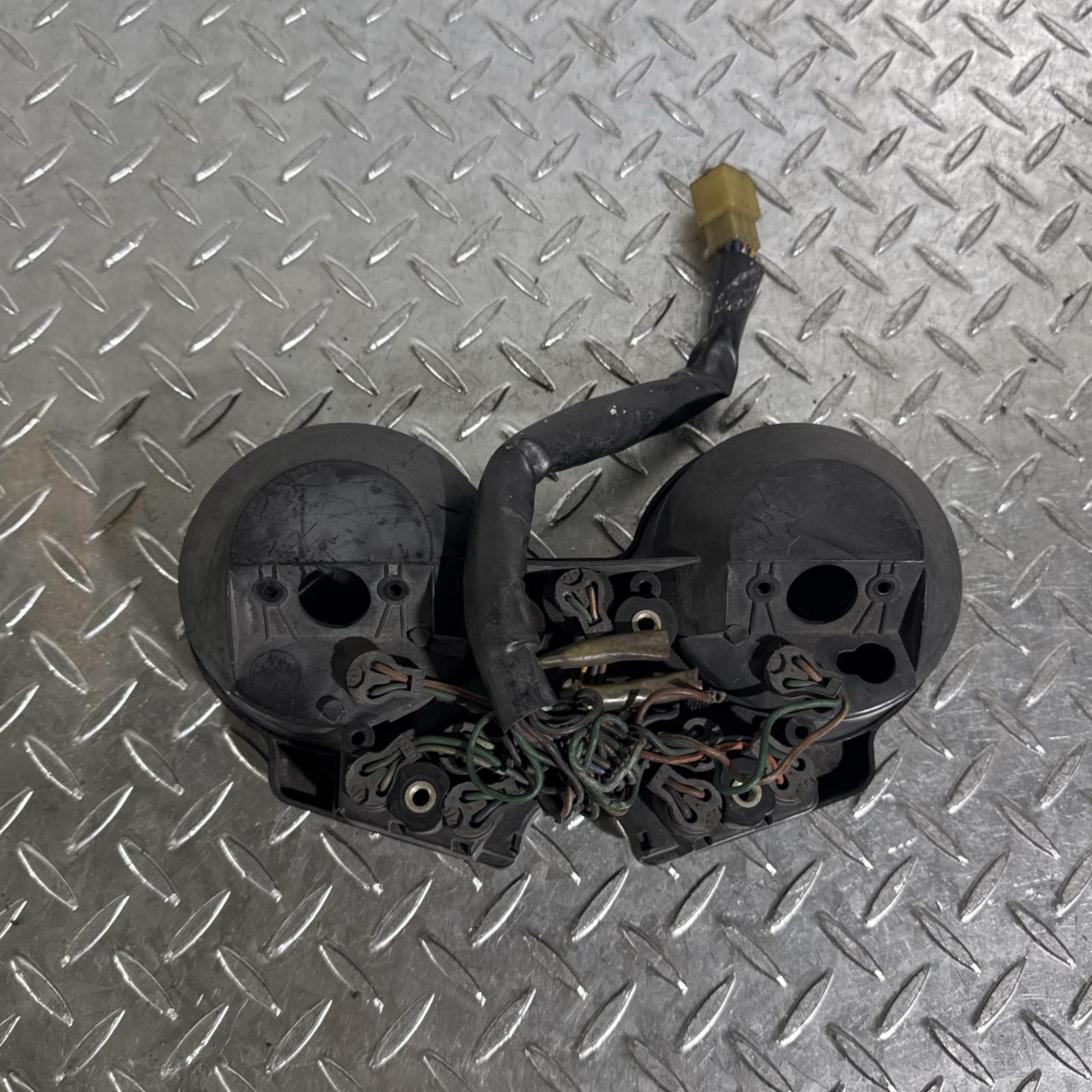 CBX400F CBX550F 純正 新品 メーターカバー ロアカバー 1型 送料無料