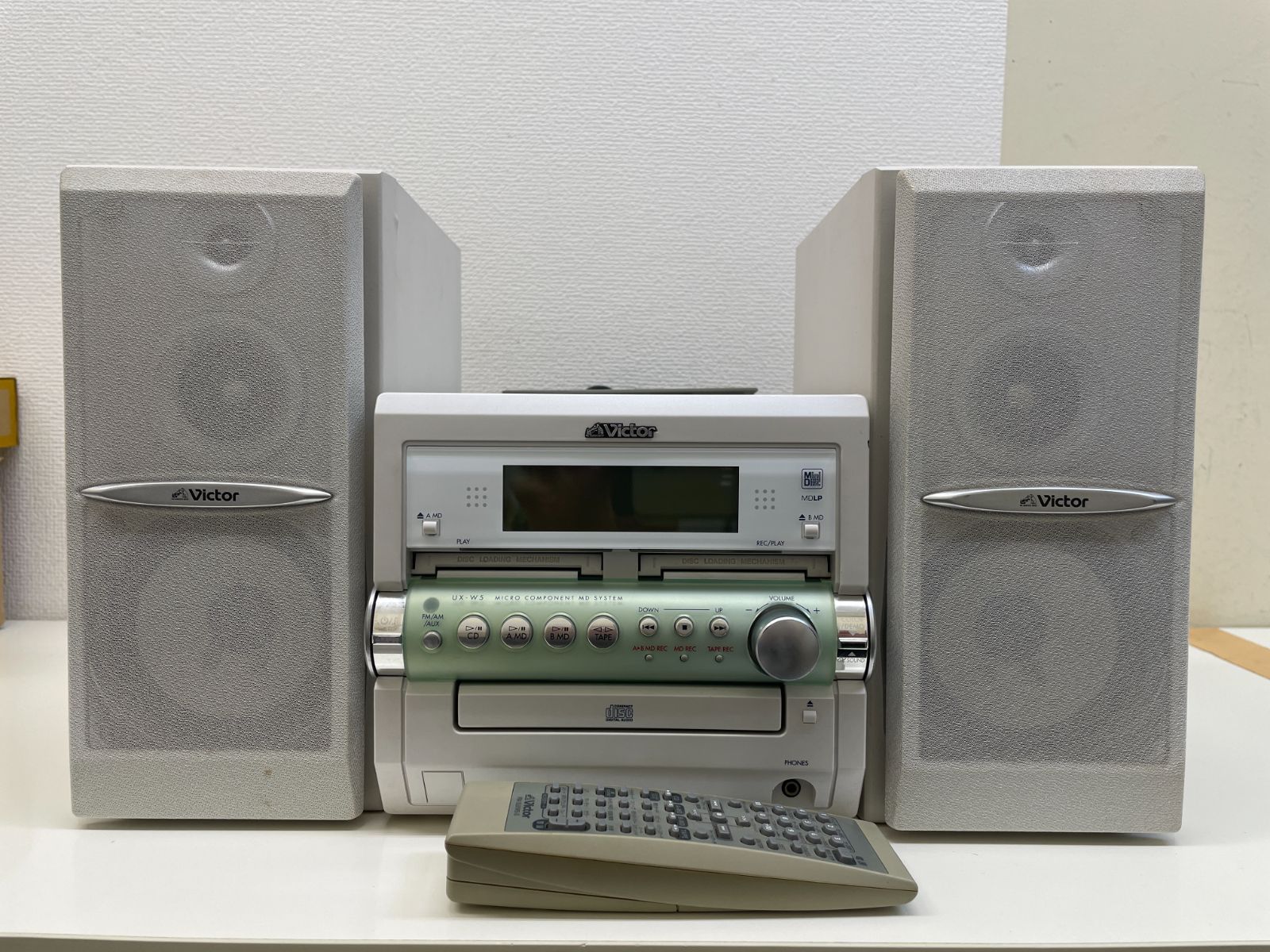 K【フォロー割あり】Victor ビクターMDコンポ2004年製CD MD カセット再生プレーヤー