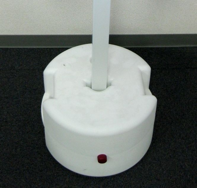 とびだし人形１体 固定台１台セット み NEXPOTALLINN_EU