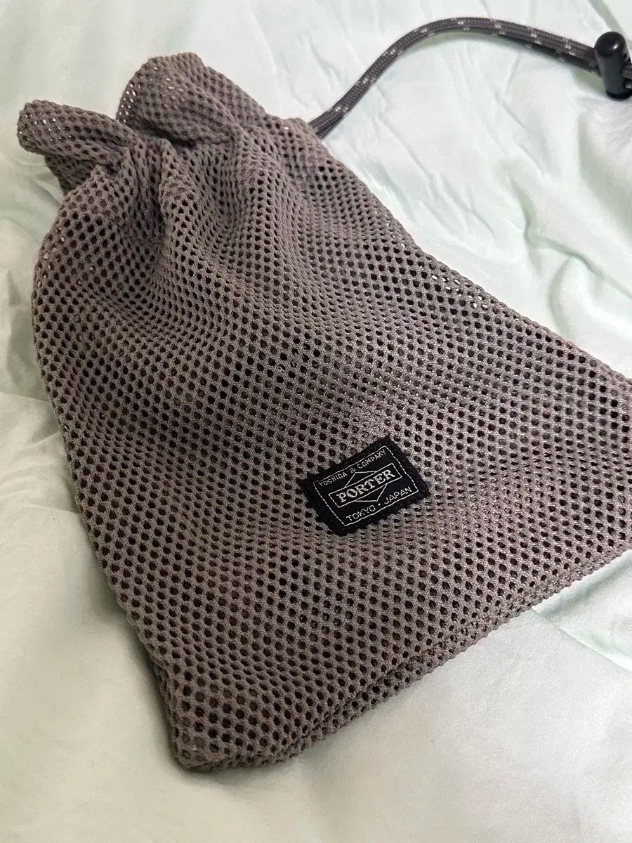 吉田ポーター メッシュ クロスバック