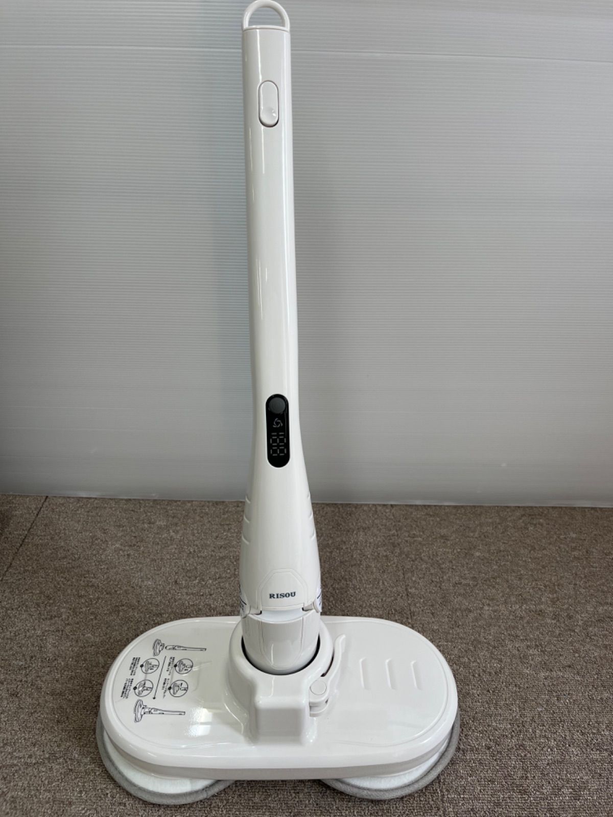 立ったままお風呂とフローリングも掃除できちゃう電動モップクリーナー 電動バスポリッシャー