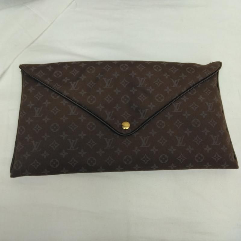 LOUIS VUITTON ルイヴィトン M99204 2005年VIP限定 トラベルセット ヴォヤージュキット アイマスク&ネックピロー  トラベルケース :151988-20942-12:リファレンス コレクション - 通販 - Yahoo!ショッピング | orbitxworld.com