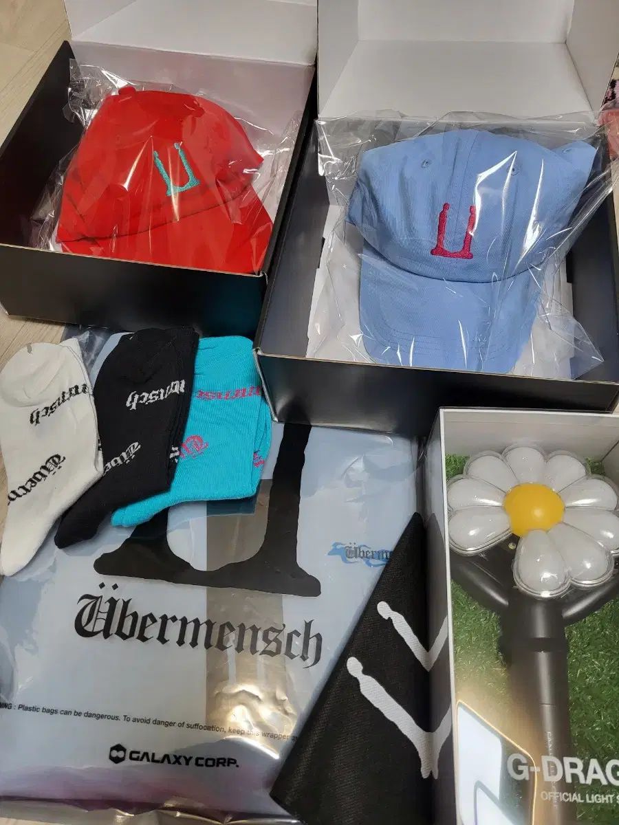 GD ポップアップ 限定版 最高 限定盤 期間限定 帽子 ハット キャップ (赤) Goddessキャップ - ゴッデス