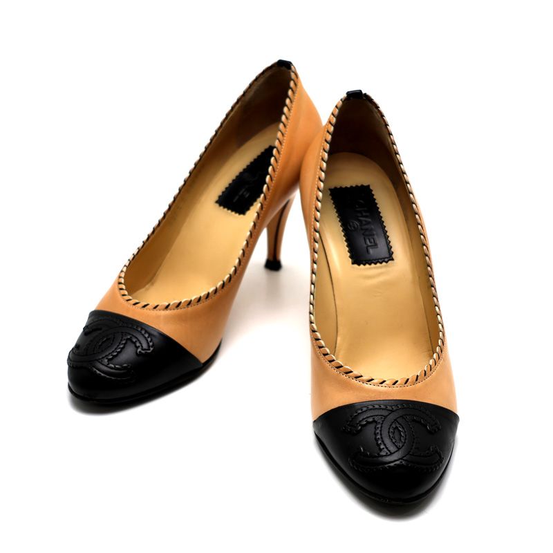 CHANEL ブラックレザーハイヒール Chanel Black Patent Leather Mules sz 8 l Michael's Luxury