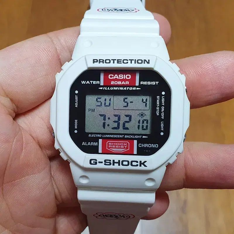 カシオ G-SHOCK DW-5600EH エリックヘイズ 25周年 USED