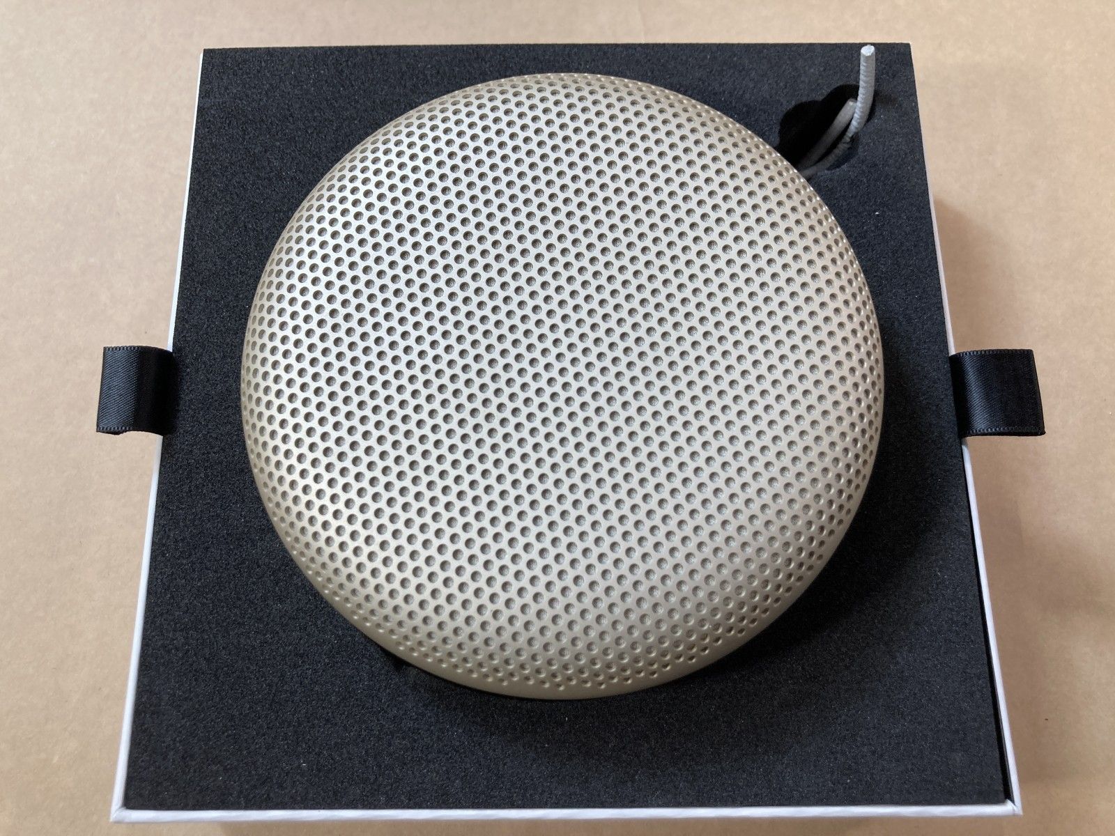 Bluetooth sandstone