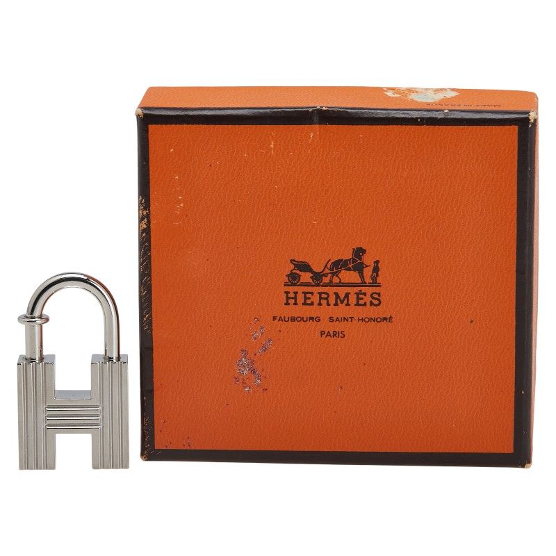 美品 HERMES エルメス 新世紀の第一歩 2000年 カデナセット エルメス 新世紀の第一歩 2000年限定 H カデナ パドロック