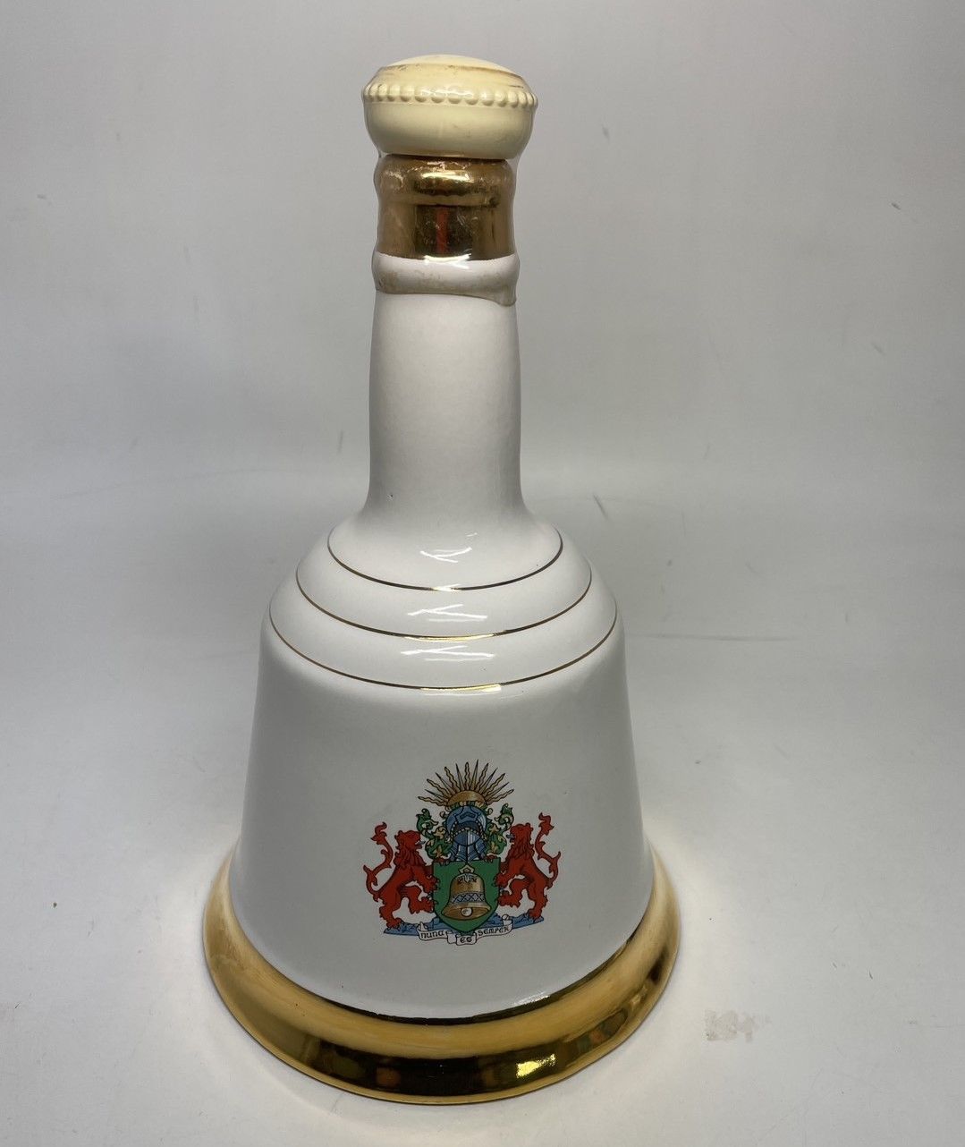 BELL'S ベル エリザベス女王 60歳 生誕記念 陶器ボトル スコッチ