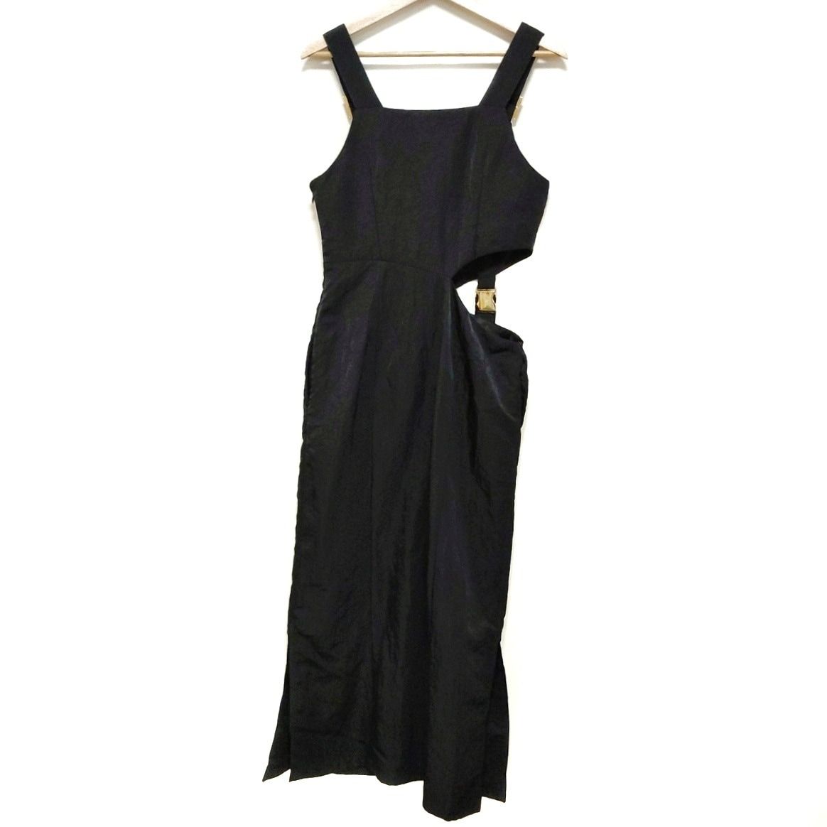 AKIKOAOKI アキコアオキ ワンピース サイズF レディース - 黒 キャミワンピ ロング