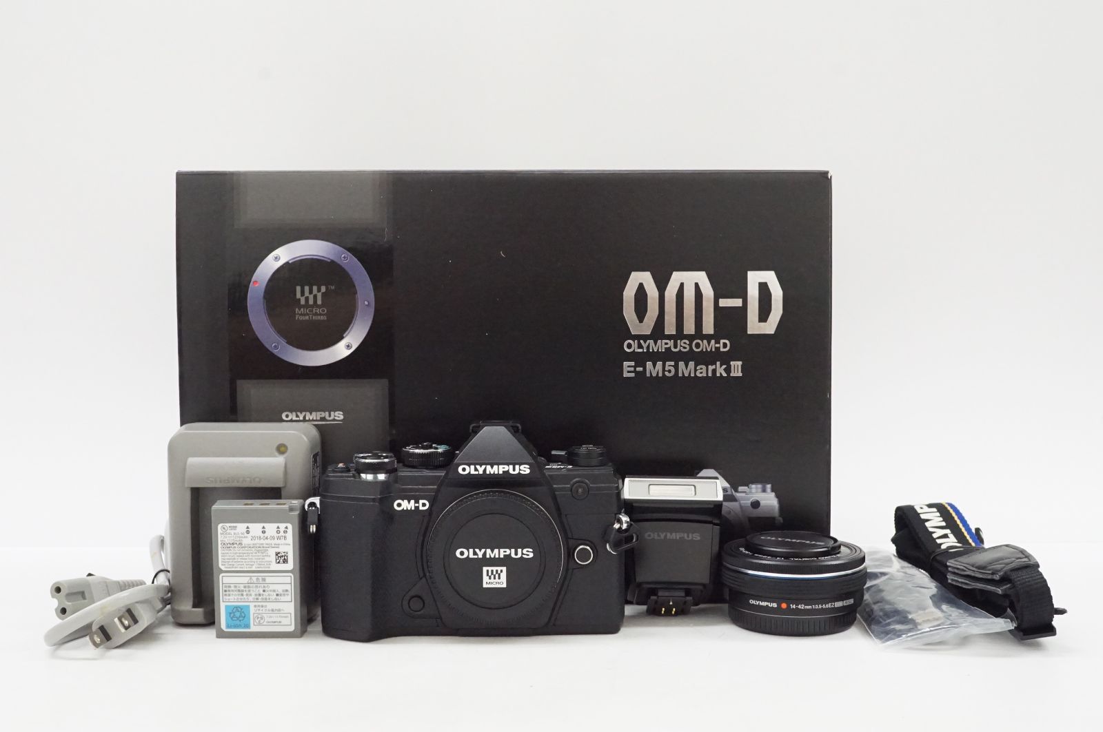 美品 OLYMPUS ミラーレス一眼　E-P5 レンズセット OLYMPUS】ミラーレス 一眼レフ E-M5 MarkIIレンズセット