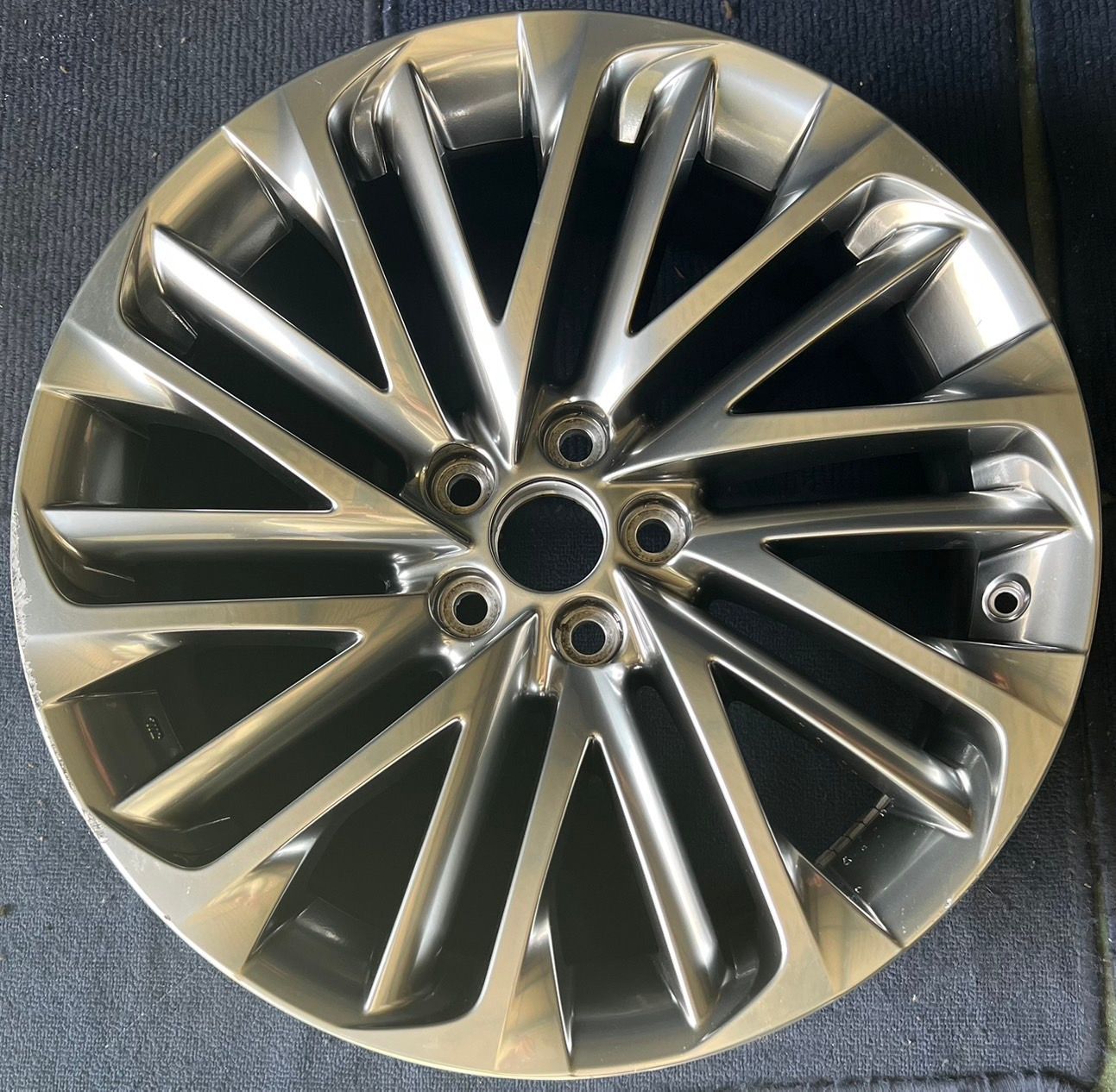 【美品】レクサスRX450h バージョンL純正ホイール、20×8J+30 LEXUS レクサス RX450h バージョンL純正 中古ホイール 4本 8J 20