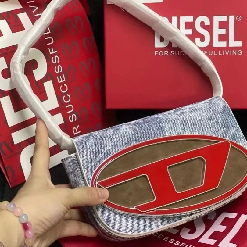 ［最終値下げ］DIESELディーゼル 1DR キャンバス ショルダーバッグ ハンドバッグ ボディバッグ ディーゼル 1DR ミニショルダーバッグ #E