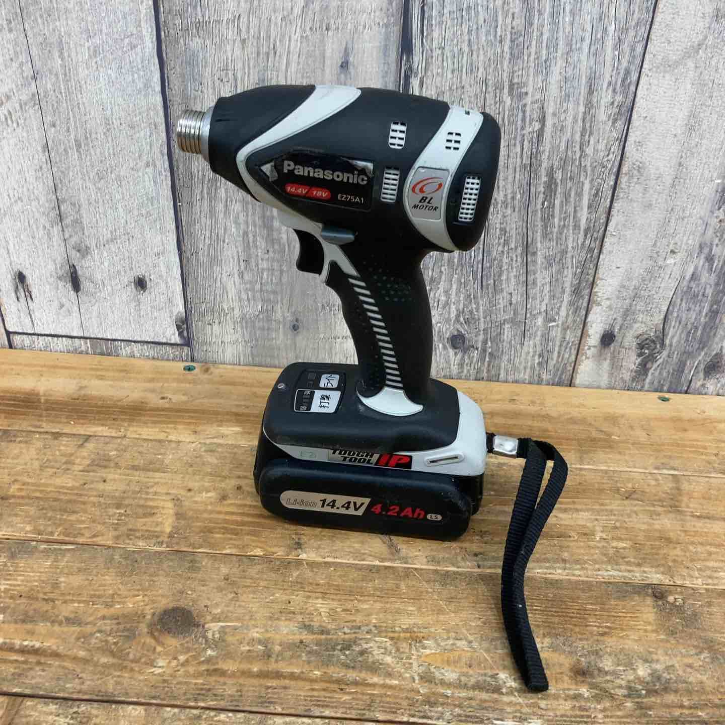 未使用 Panasonic パナソニック 18V/14.4V 充電インパクトドライバ 