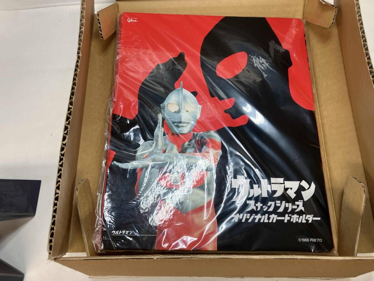 未使用品】ウルトラマン スナックシリーズ オリジナルカードホルダー
