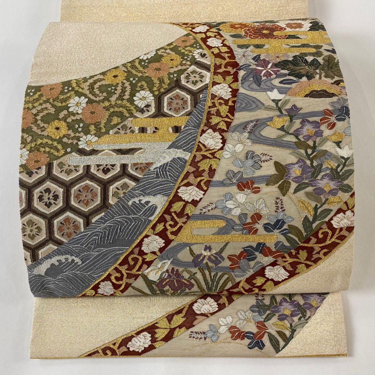 袋帯 美品 逸品 関西仕立て 草花 ヱ霞 金銀糸 箔 ベージュ