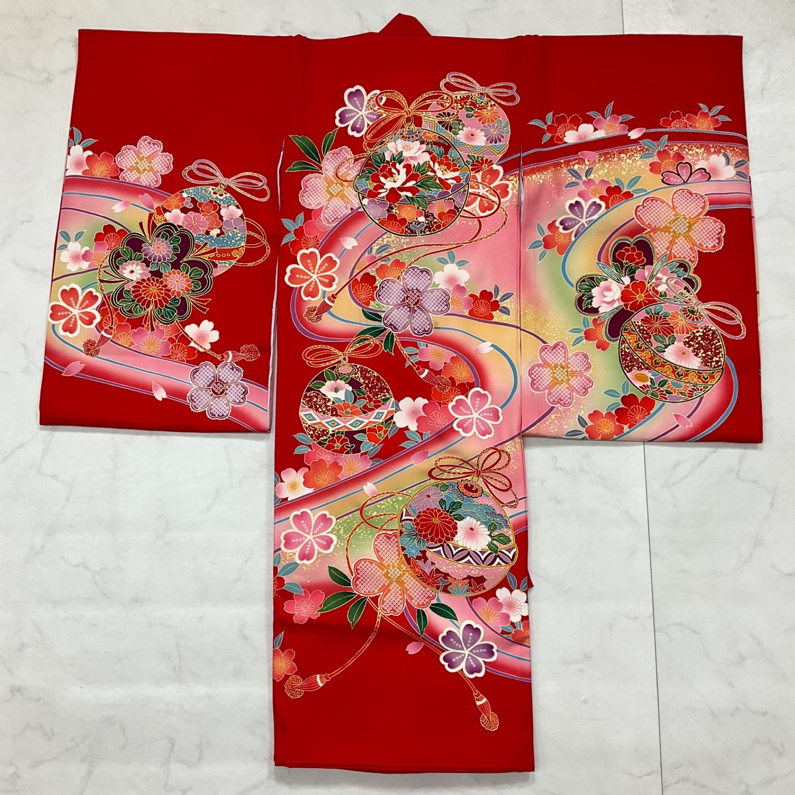 ◆kimono+one◆美品◆産着◆お宮参り◆長襦袢付き◆赤◆子供着物◆七五三◆女の子◆七五三お詣り女の子着物こどものひお正月卒業式十三詣り◆U41