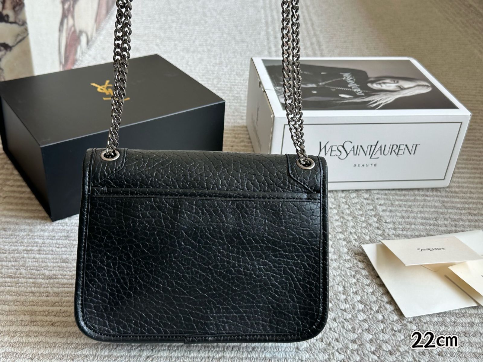 バブルレザー ニキ