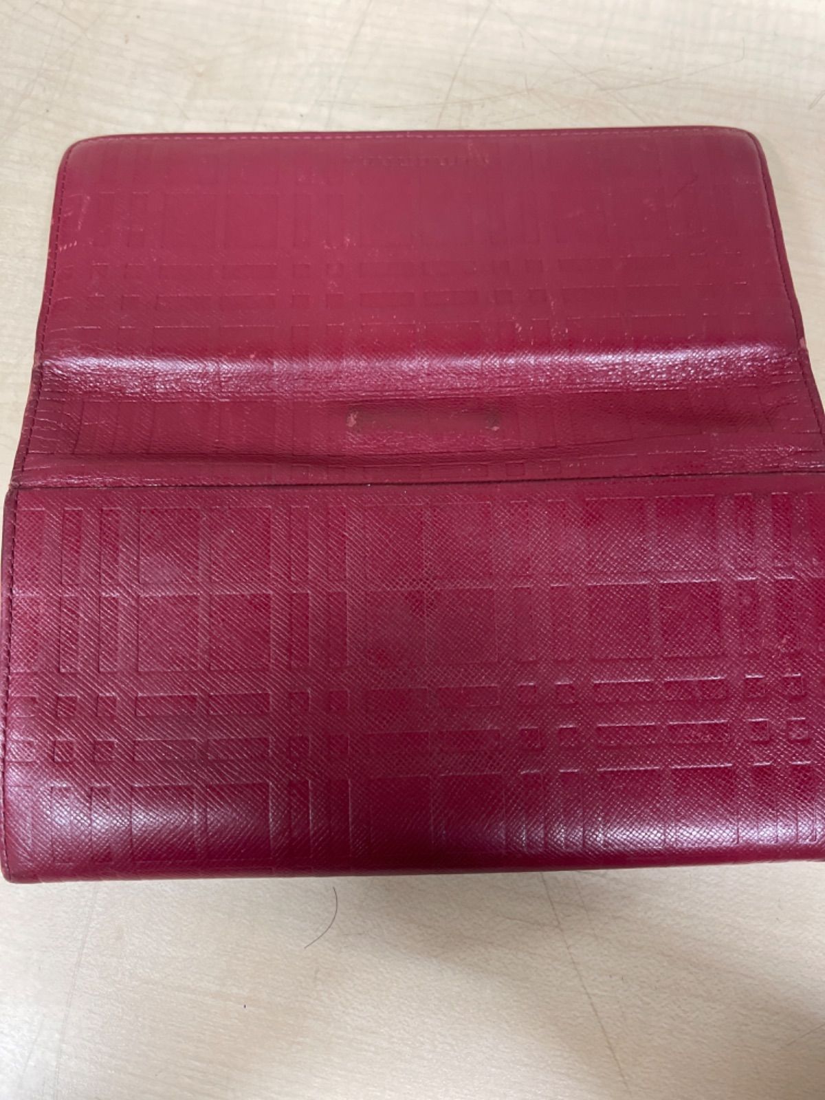 ＊M＊【新品】BURBERRYバーバリー 折り財布　レッド　がま口 30 BURBERRY バーバリー 財布 レッド がま口 レザー チェック柄