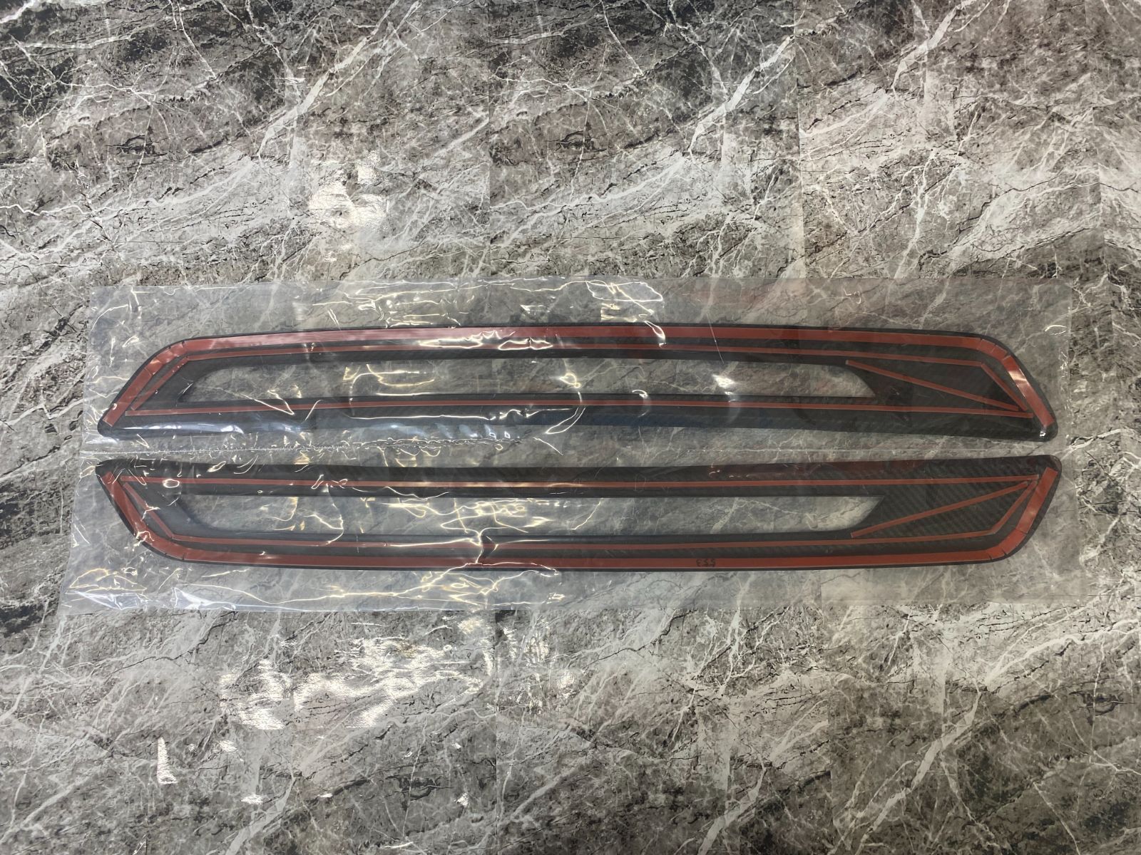 ドライカーボン製インナースカッフプレートカバー ST553