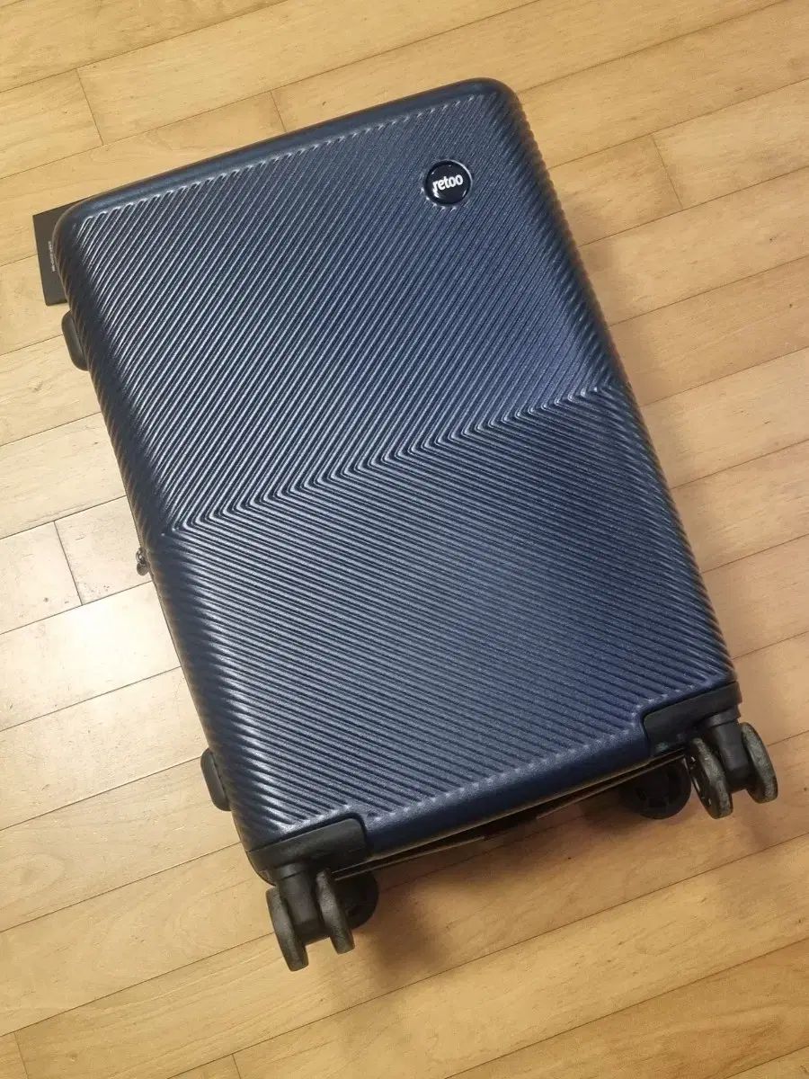 20 インチ 機内持ち込みサイズ キャリーケース スーツケース