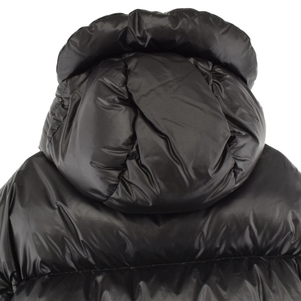 PRADA (プラダ) Re-Nylon コンバーチブル クロップド ダウン PRADA (プラダ) Re-Nylon コンバーチブル クロップド ダウン