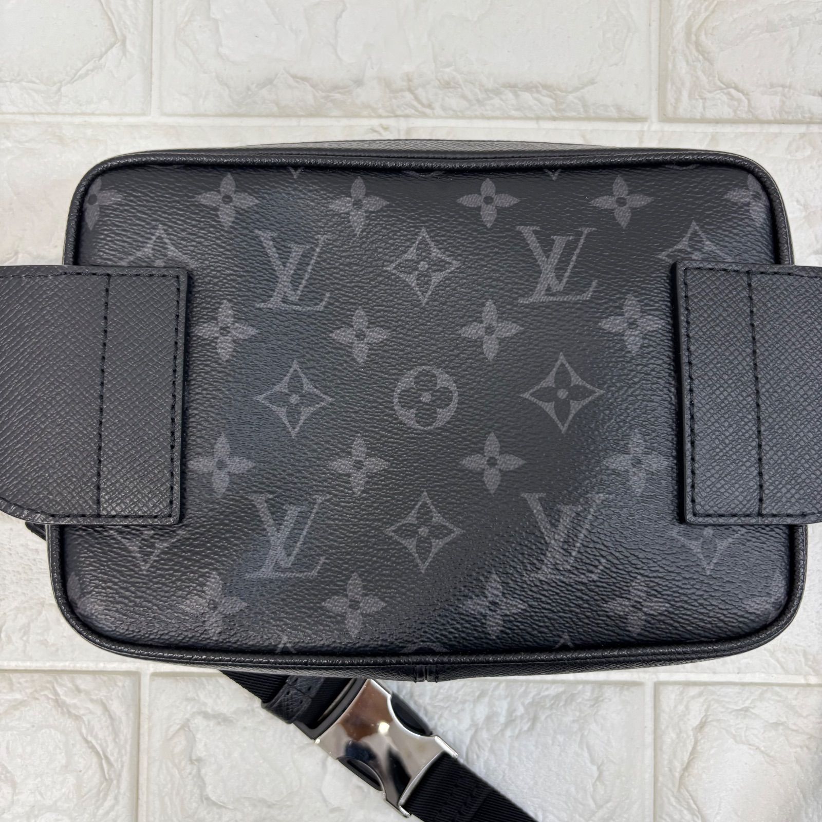 ☆【保管品】LOUIS VUITTON ルイヴィトン タイガラマ バムバッグ