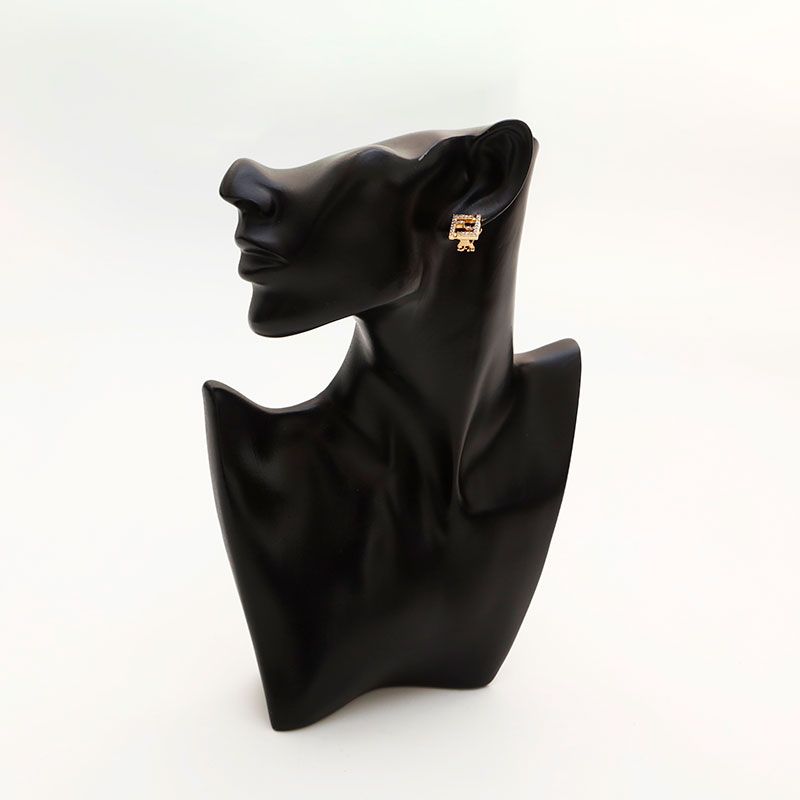 FENDI フェンディ ピアス FFロゴ ラインストーン - メルカリ