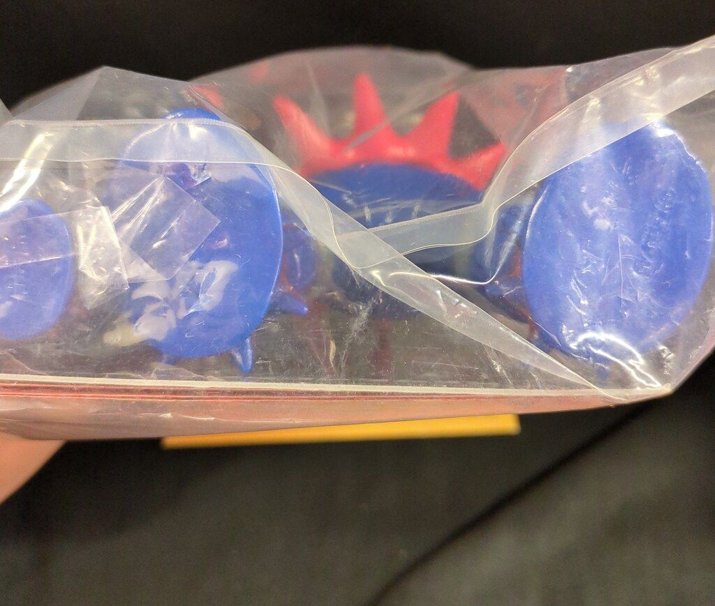 ブルスコング 新色