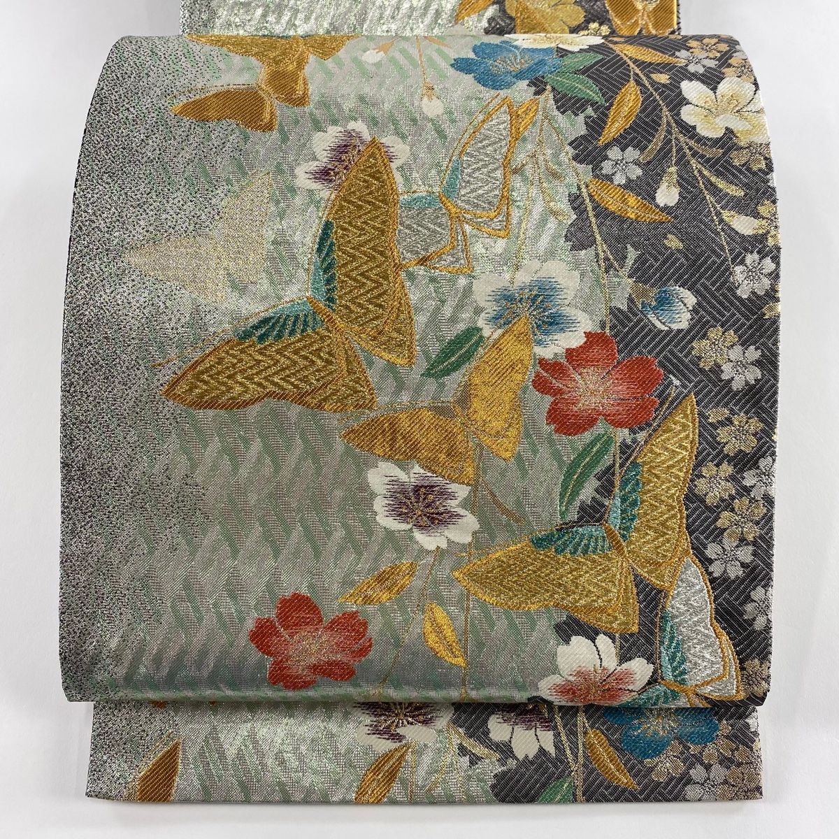 袋帯 秀品 振袖向き 蝶 桜 金銀糸 箔 銀色 六通 正絹