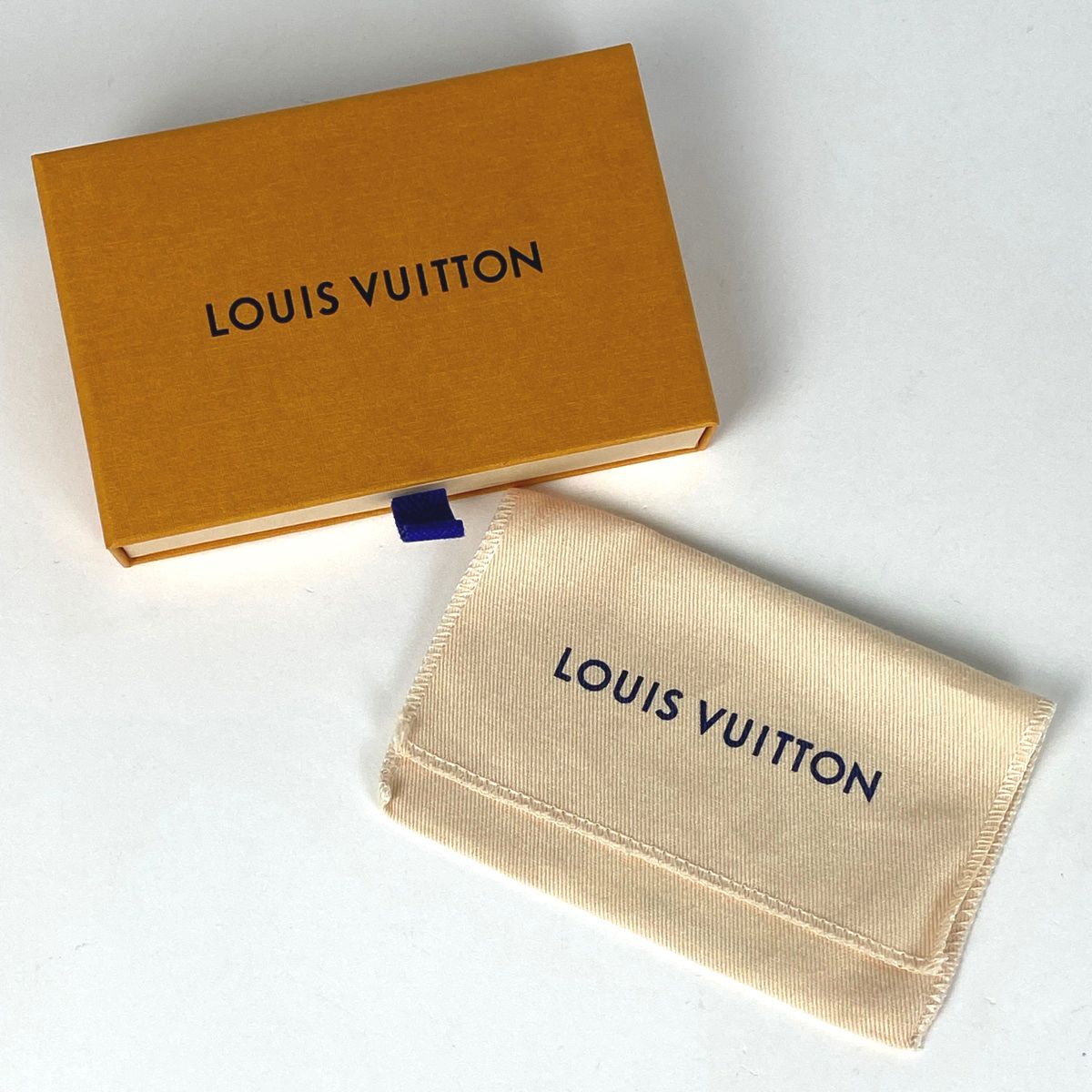 鮮明さのある ルイ ヴィトン Louis Vuitton ポシェット クレ 鍵入れ キーリング 小銭入れ コインパース コインケース ダミエグラフィット ノワール ブラック N60155 メンズ