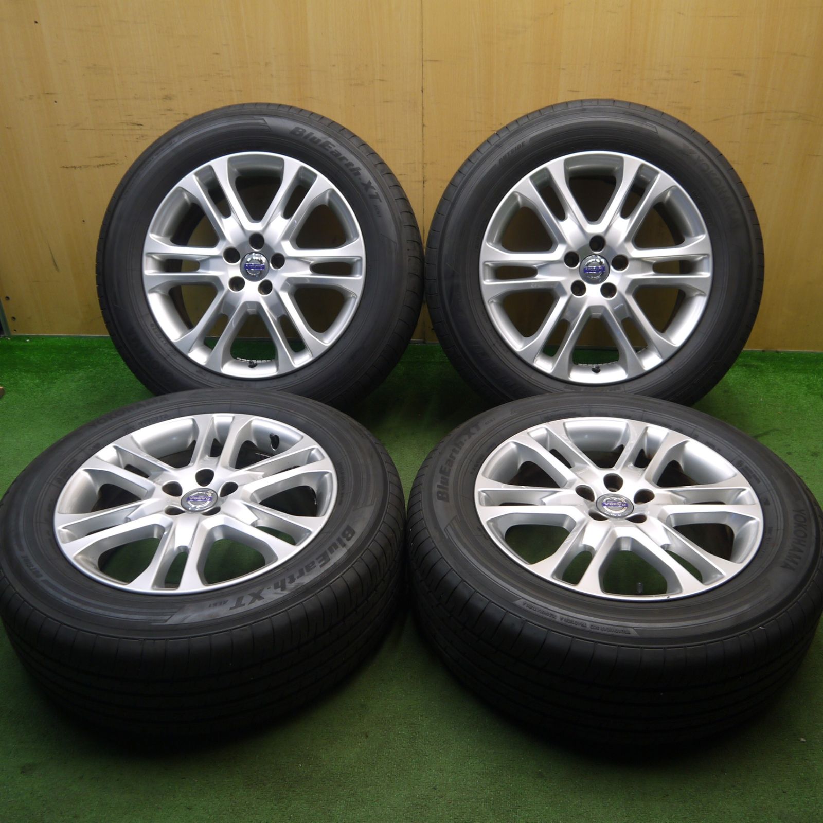 Ford 18インチホイールセット フォード エクスプローラー 純正ホイール