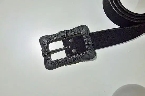 needles ブラックレザー ベルト　バックル NEEDLES ニードルス ベルト レザー ブラック - メルカリ