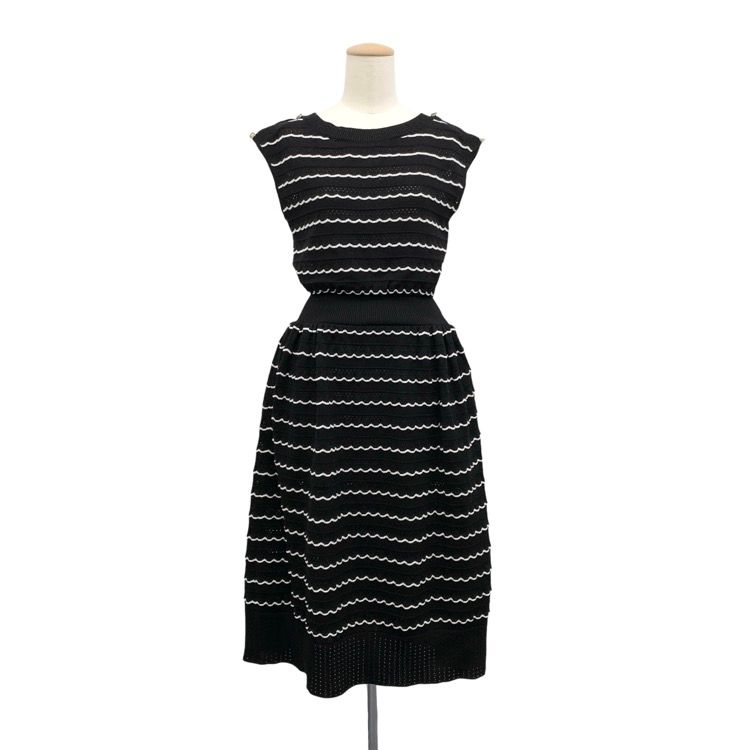 Rene ルネ　ボーダー　ビジューボタン　ワンピース 38サイズ ブラック Rene ルネ ボーダー ビジューボタン ワンピース 38サイズ ブラック